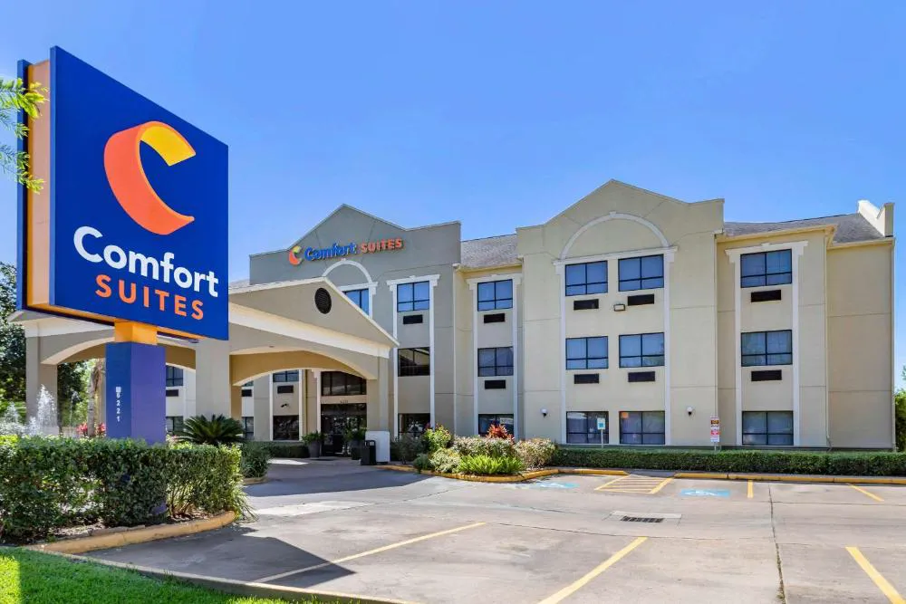 Comfort Suites - Near The Galleria hotel hero