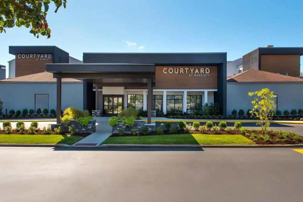 Courtyard by Marriott Philadelphia Devon/Villanova hotel hero