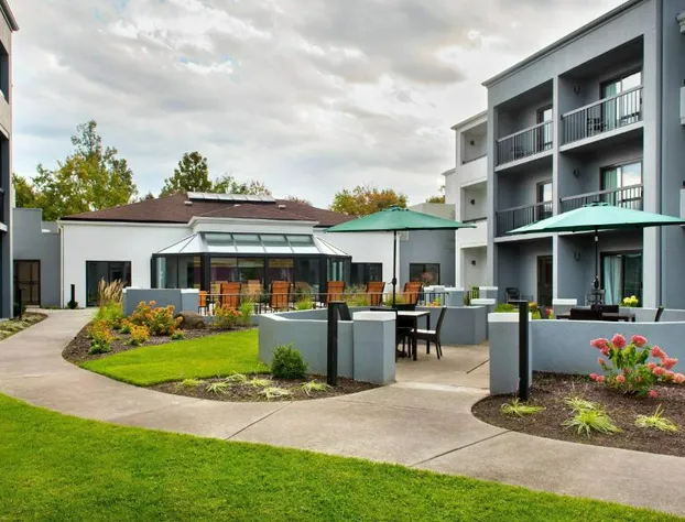 Courtyard by Marriott Philadelphia Devon/Villanova hotel detail image 2