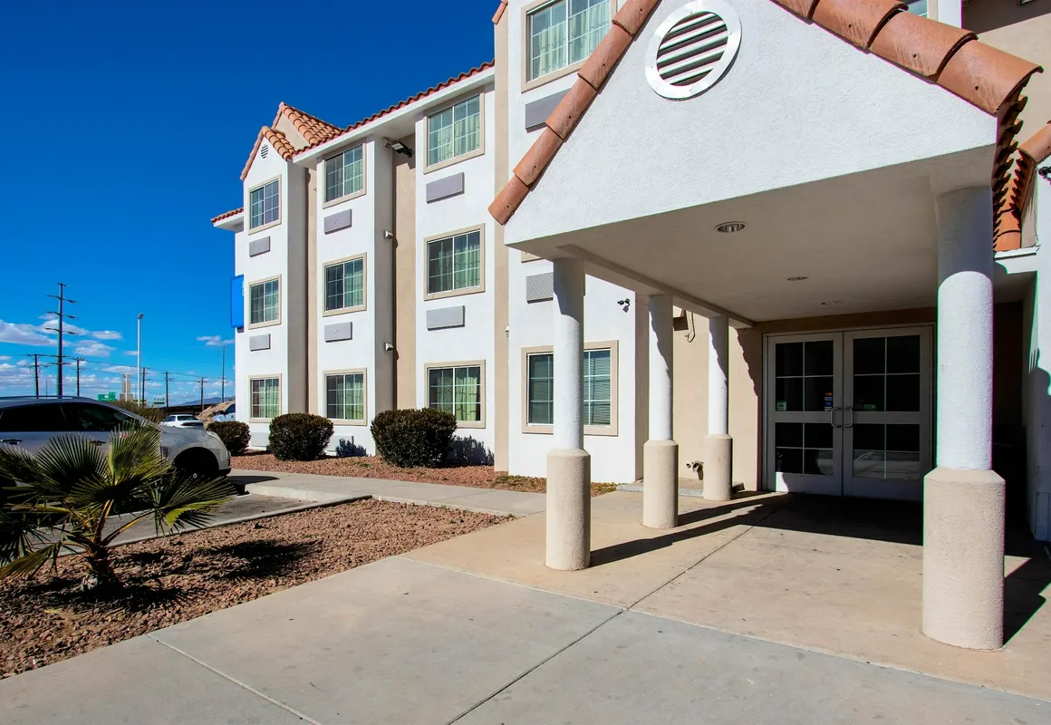 Motel 6 El Paso, TX - Southeast hotel hero