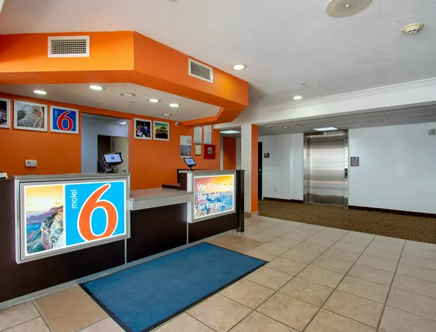 Motel 6 El Paso, TX - Southeast hotel detail image 3