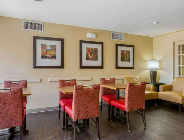 Extended Stay America Suites Phoenix Airport Tempe hotel detail image 3