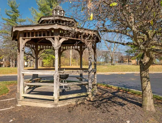 Extended Stay America Suites Cincinnati Blue Ash Reagan Hwy hotel detail image 4