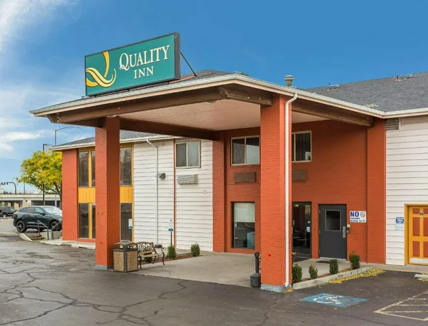 Quality Inn Airport hotel detail image 1