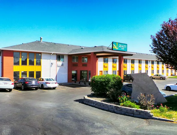 Quality Inn Airport hotel detail image 3