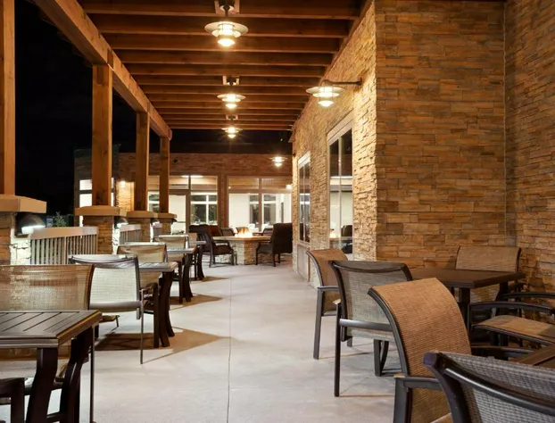 Country Inn & Suites by Radisson Roseville - St. Paul hotel detail image 4