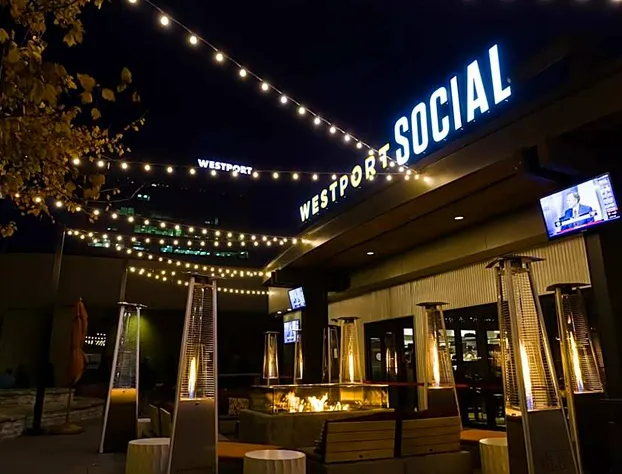 Sheraton Westport Chalet Hotel St. Louis hotel detail image 1