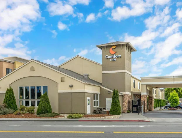 Comfort Inn Arcata - Humboldt Area hotel detail image 1