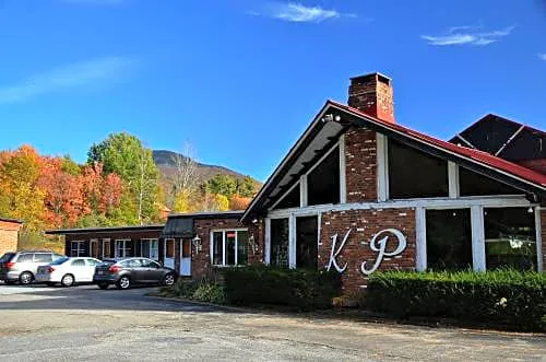 Killington Pico Motor Inn hotel hero
