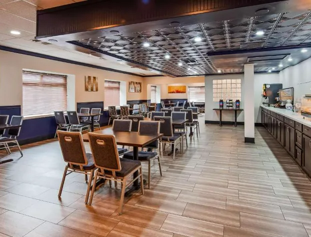 SureStay Plus Hotel by Best Western Sacramento Cal Expo hotel detail image 3