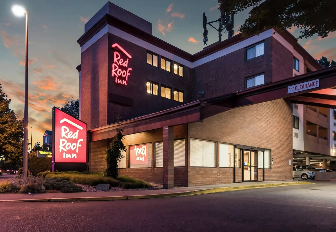 Red Roof Inn Seattle Airport - SEATAC hotel hero