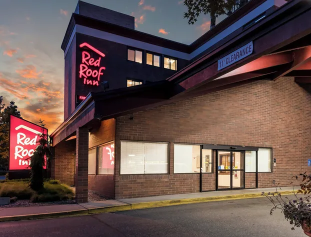 Red Roof Inn Seattle Airport - SEATAC hotel detail image 1