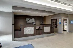 Holiday Inn Express Fargo SW - I-94 Medical Center by IHG hotel detail image 1