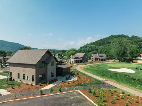 Waynesville Inn and Golf Club, Tapestry Collection by Hilton hotel detail image 2
