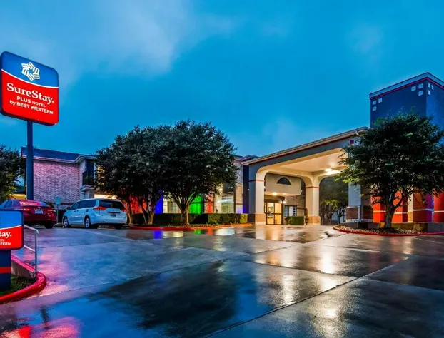SureStay Plus by Best Western San Antonio Airport hotel detail image 1
