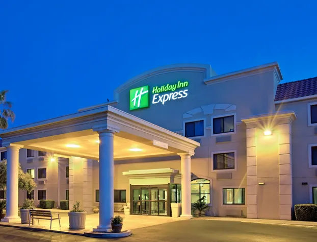 Holiday Inn Express Airport - Tucson by IHG hotel detail image 2