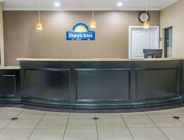 Days Inn by Wyndham Humble/Houston Intercontinental Airport hotel detail image 4