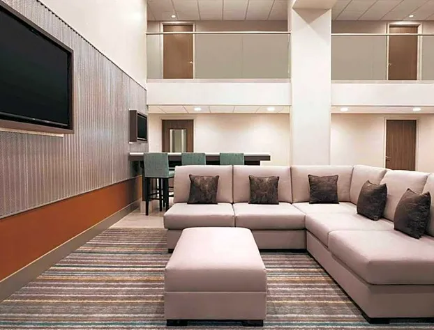 Radisson Hotel Charlotte Airport hotel detail image 3