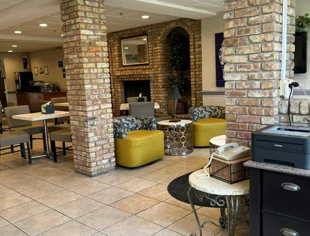 Microtel Inn & Suites by Wyndham Lady Lake/The Villages hotel detail image 3