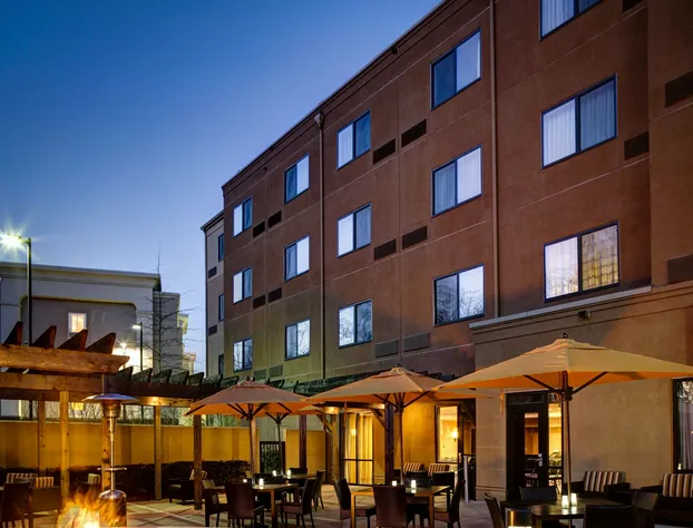 Courtyard by Marriott Atlanta Airport West hotel detail image 1