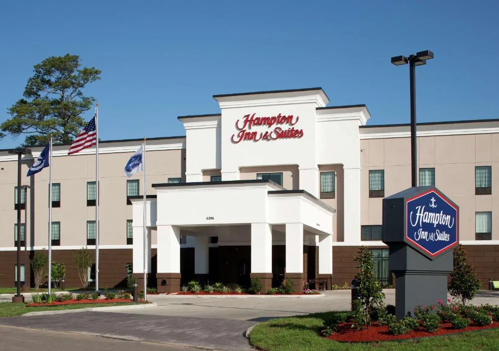 Hampton Inn & Suites Marksville hotel hero