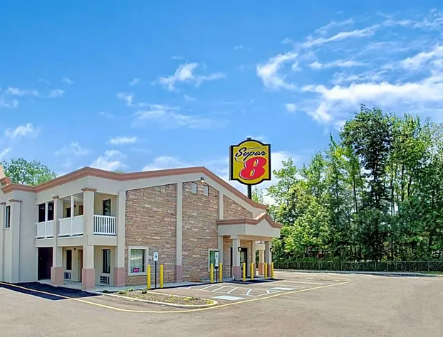 Super 8 by Wyndham Asbury Park hotel detail image 1