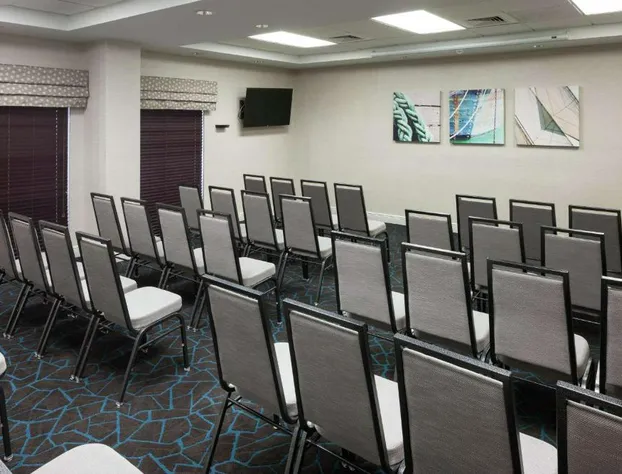 Hampton Inn & Suites by Hilton Miami-Doral/Dolphin Mall hotel detail image 2