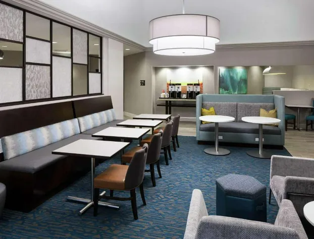 Hampton Inn & Suites by Hilton Miami-Doral/Dolphin Mall hotel detail image 3