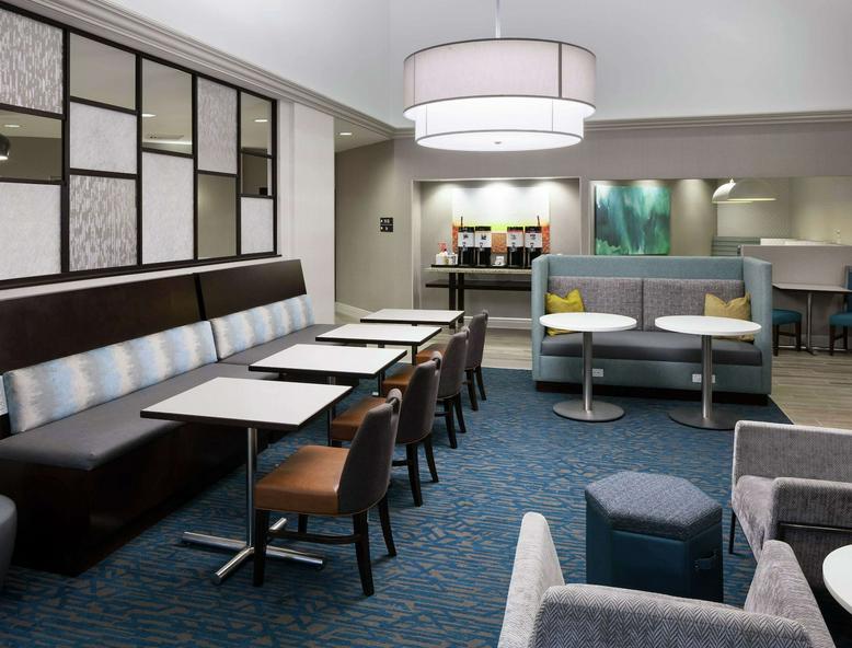 Hampton Inn & Suites by Hilton Miami-Doral/Dolphin Mall hotel detail image 3