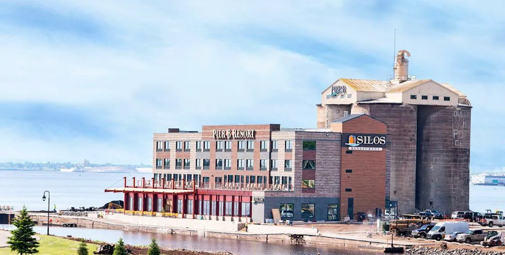 Pier B Resort hotel hero