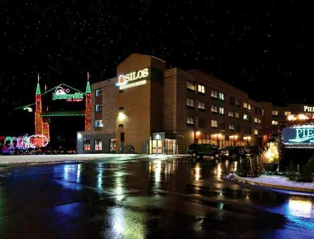 Pier B Resort hotel detail image 3