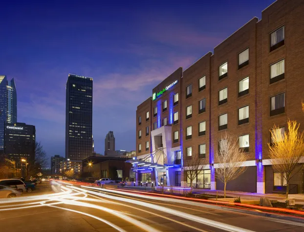 Holiday Inn Express & Suites Oklahoma City Dwtn - Bricktown by IHG hotel detail image 3