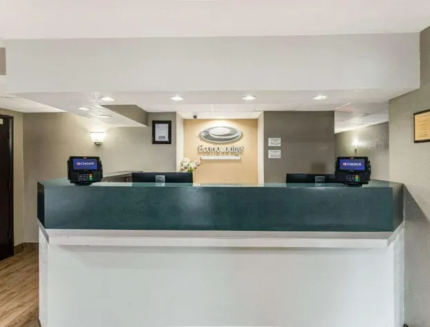 Econo Lodge Madison East hotel detail image 1