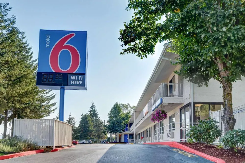 Motel 6 Eugene, OR - South Springfield hotel hero
