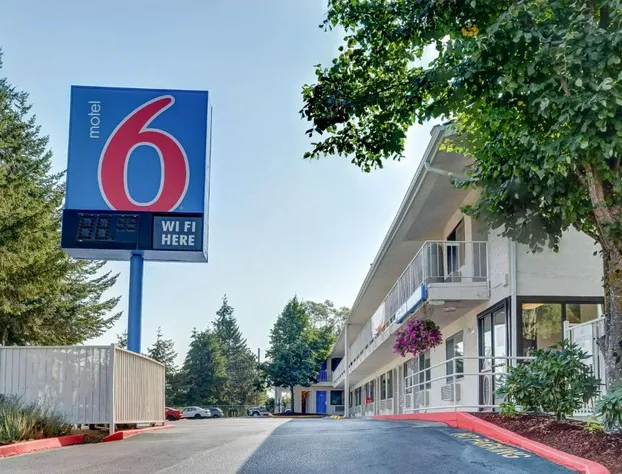 Motel 6 Eugene, OR - South Springfield hotel detail image 2