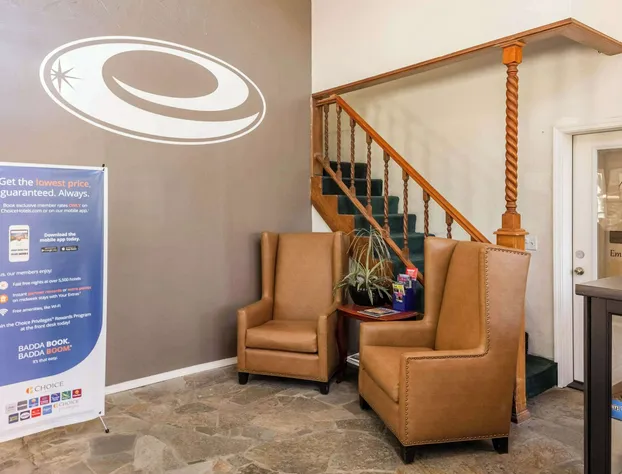 Econo Lodge Inn & Suites Heavenly Village Area hotel detail image 4