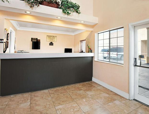 Days Inn by Wyndham San Antonio Airport hotel detail image 4