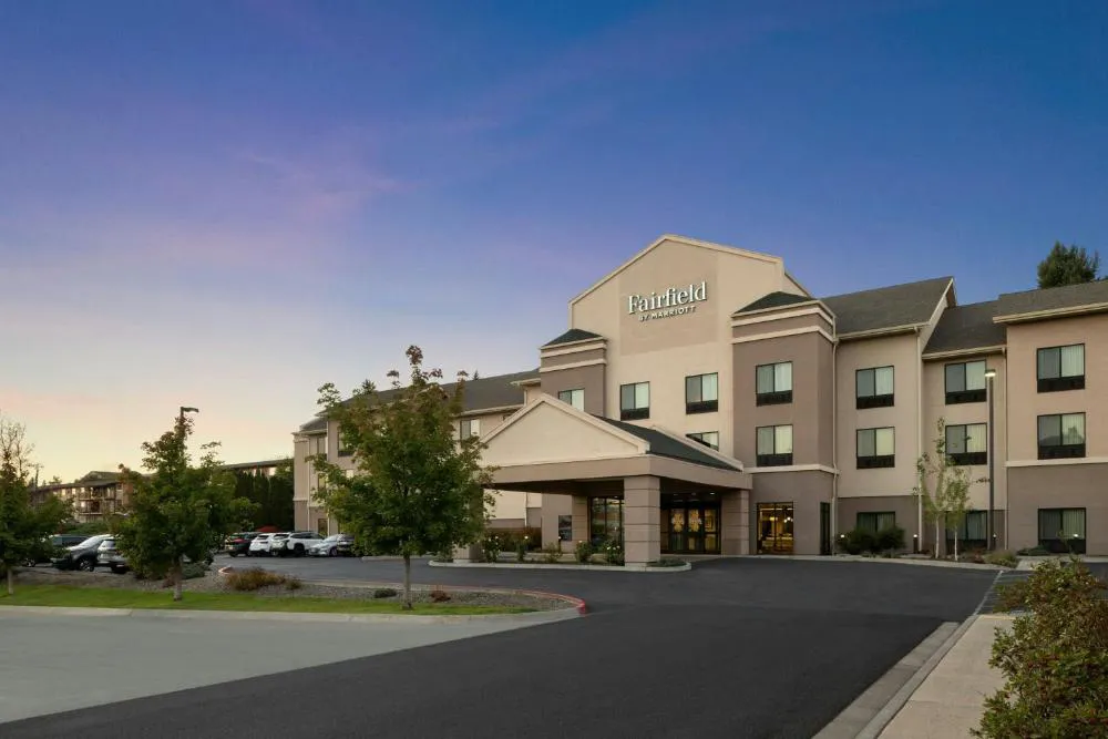 Fairfield Inn & Suites Moscow hotel hero