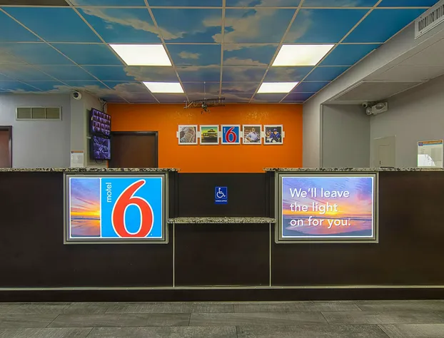 Motel 6 Atlanta, GA - Atlanta Airport hotel detail image 2