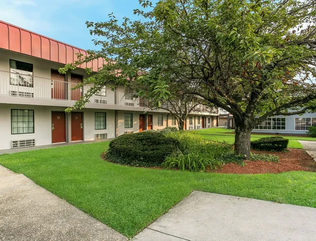 Red Roof Inn Baltimore hotel detail image 4