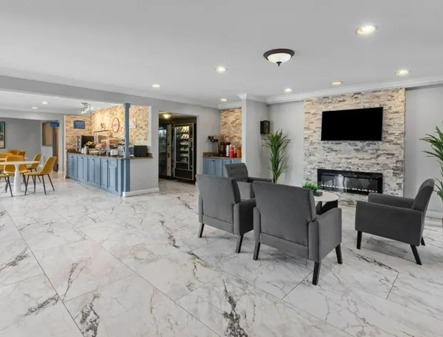 Howard Johnson by Wyndham Romulus Detroit Metro Airport hotel detail image 1