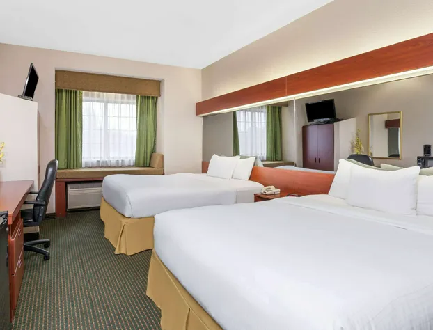 Days Inn by Wyndham near Kansas Speedway hotel detail image 3