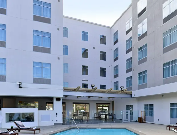 Holiday Inn Express & Suites San Diego - Mission Valley by IHG hotel detail image 4