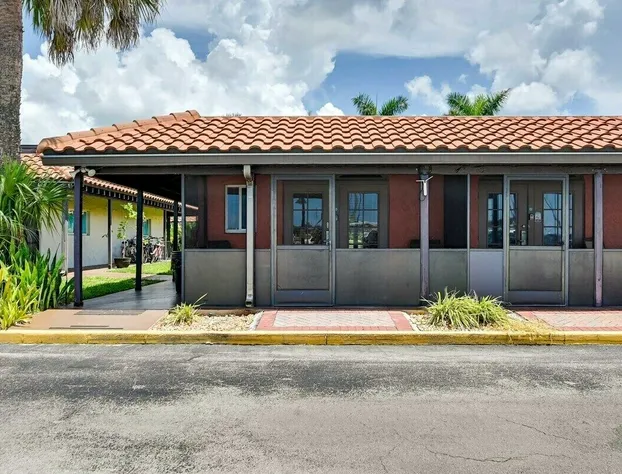 Port of the Islands Everglades Adventure Resort hotel detail image 2