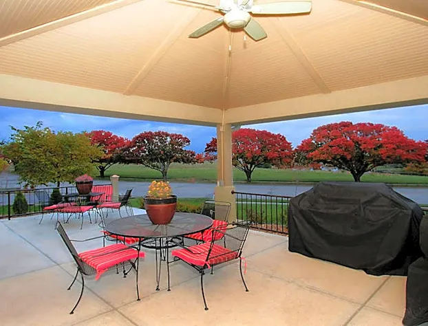 Candlewood Suites KANSAS CITY AIRPORT hotel detail image 1