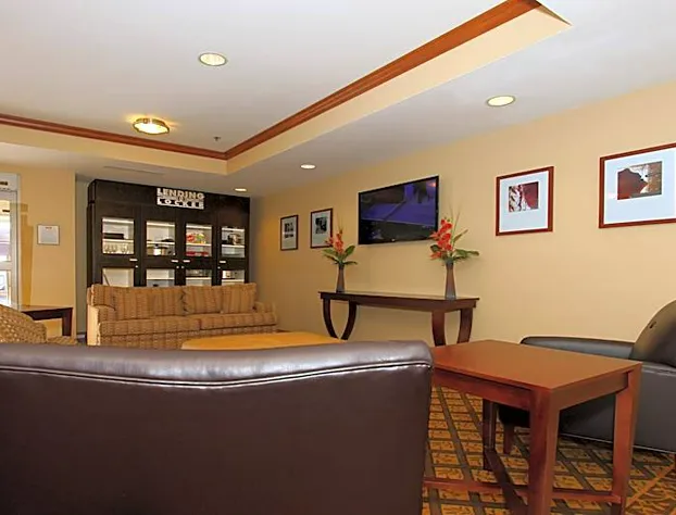 Candlewood Suites KANSAS CITY AIRPORT hotel detail image 4