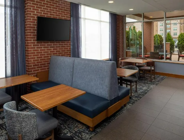 Hyatt Place Chicago Midway Airport hotel detail image 3