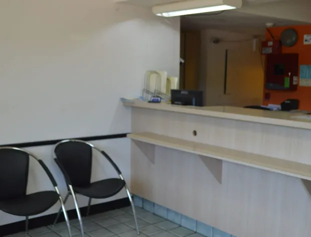 Super 7 Inn hotel detail image 3