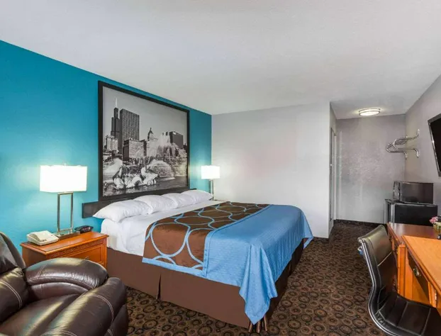 Super 8 by Wyndham Belleville St. Louis Area hotel detail image 3