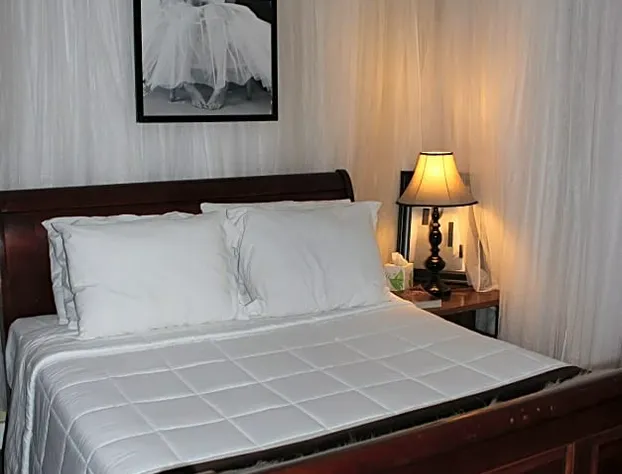 Hollywood Dream Suites Apt hotel detail image 4